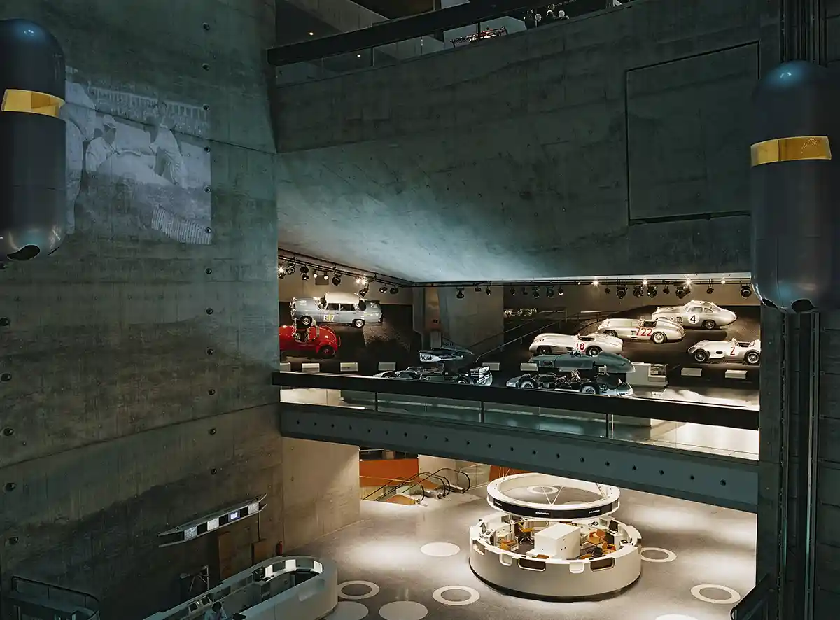 Mercedes Benz Museum Exposition